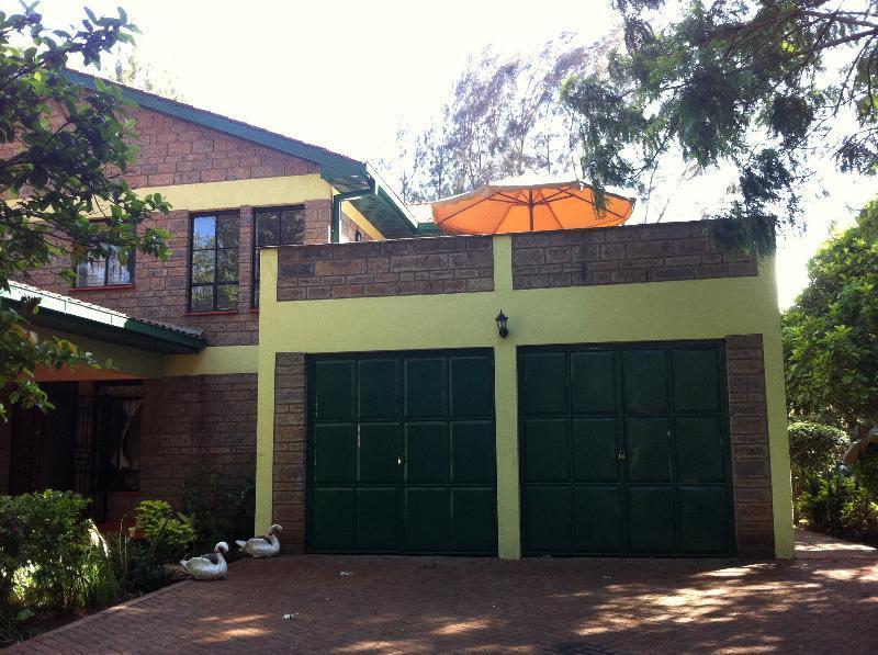 Milimani Backpackers Hostel Nairobi Buitenkant foto