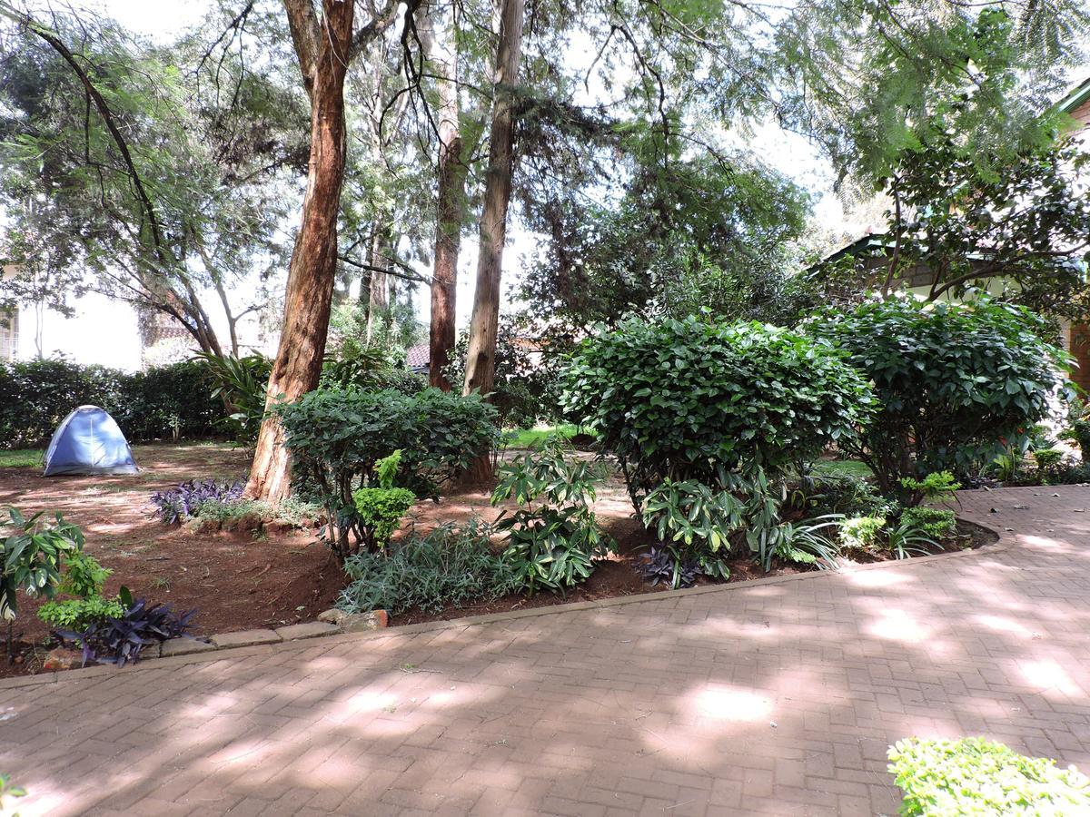 Milimani Backpackers Hostel Nairobi Buitenkant foto